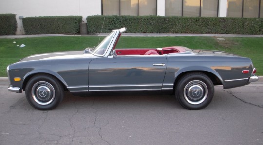 1967 Mercedes Benz. . .250SL. . . .Both Tops! image