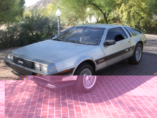 81DeLorean-11