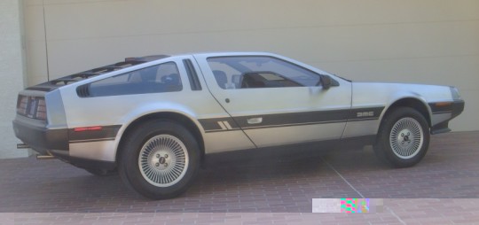 81DeLorean-7