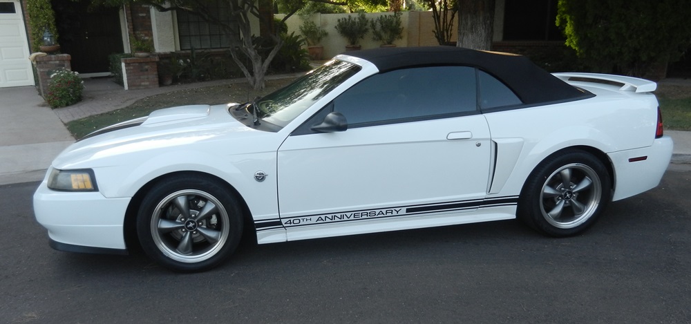 2004 Mustang GT convertible image