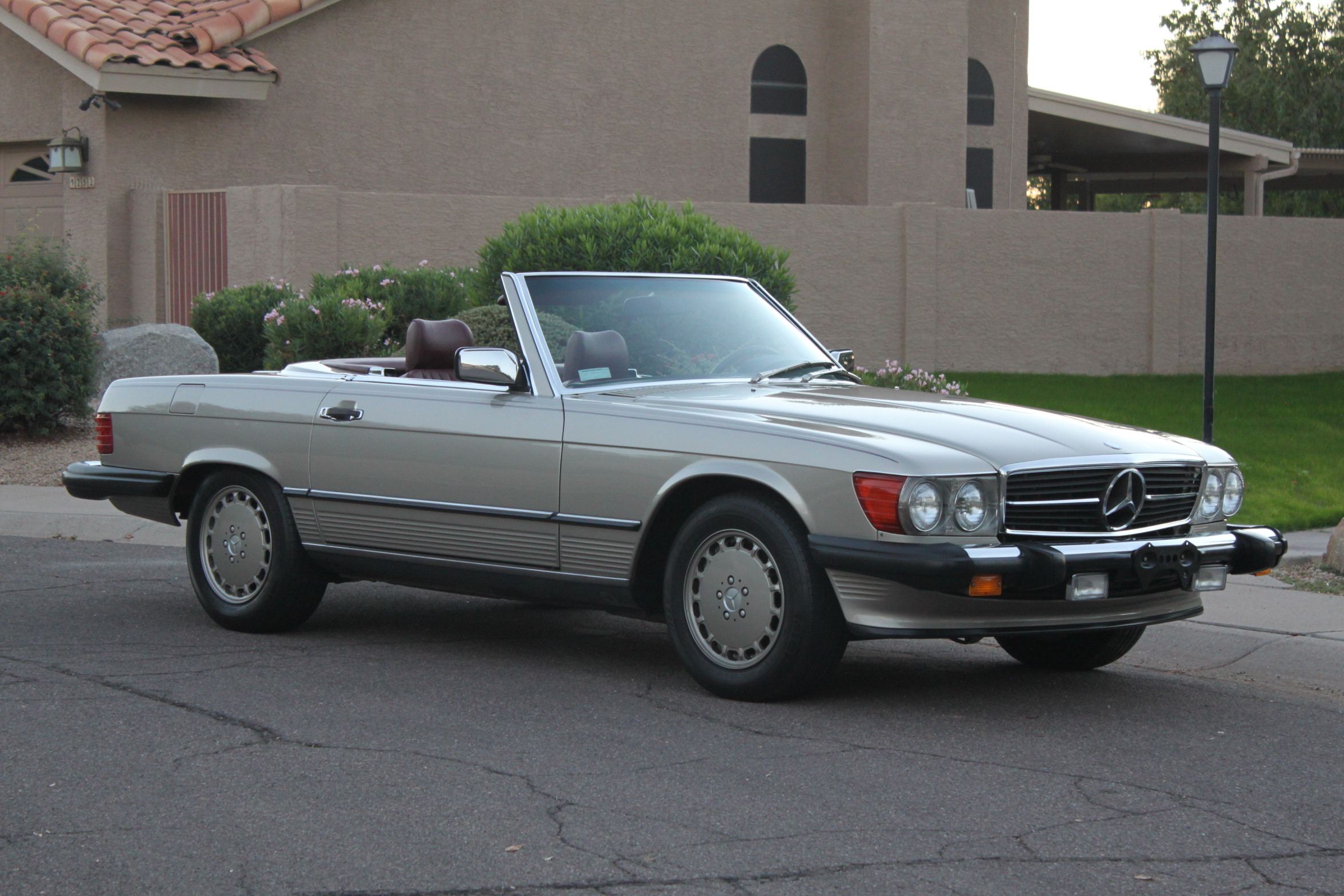 '88 Mercedes Benze 560sl image