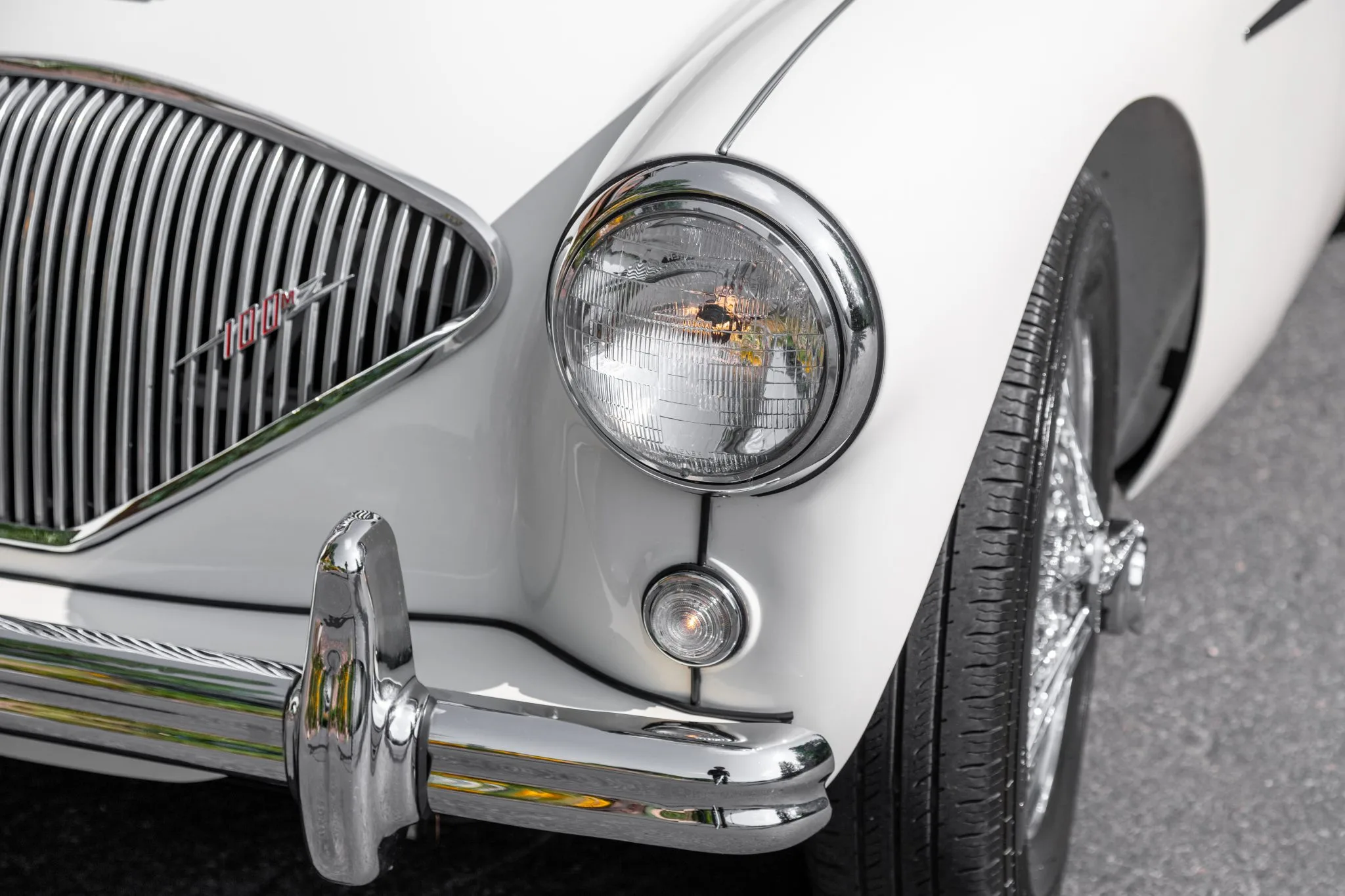 1956_austin-healey_100_bn2_roadster_1628541712ff9f98764da1956_austin-healey_100_bn2_roadster_1628541711f9f98764da9da60bd4-3edd-4fb9-ab31-779547cb8986-JADSkb-scaled