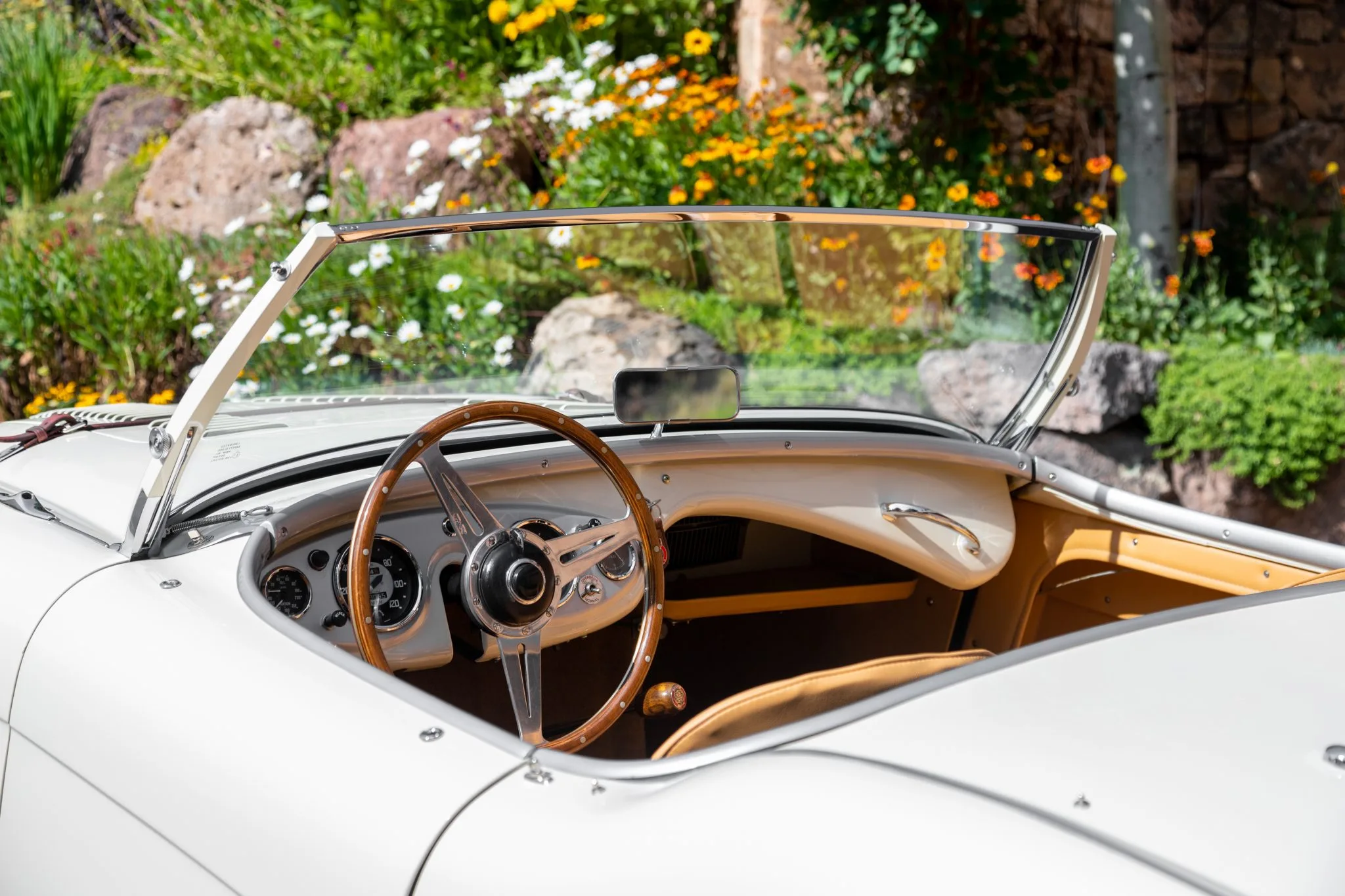 1956_austin-healey_100_bn2_roadster_1628542174e7dff9f98764da1956_austin-healey_100_bn2_roadster_1628542173fcd20894aa32ec-0f70-4cb9-8c8f-3d4b811476da-73EAQa-scaled