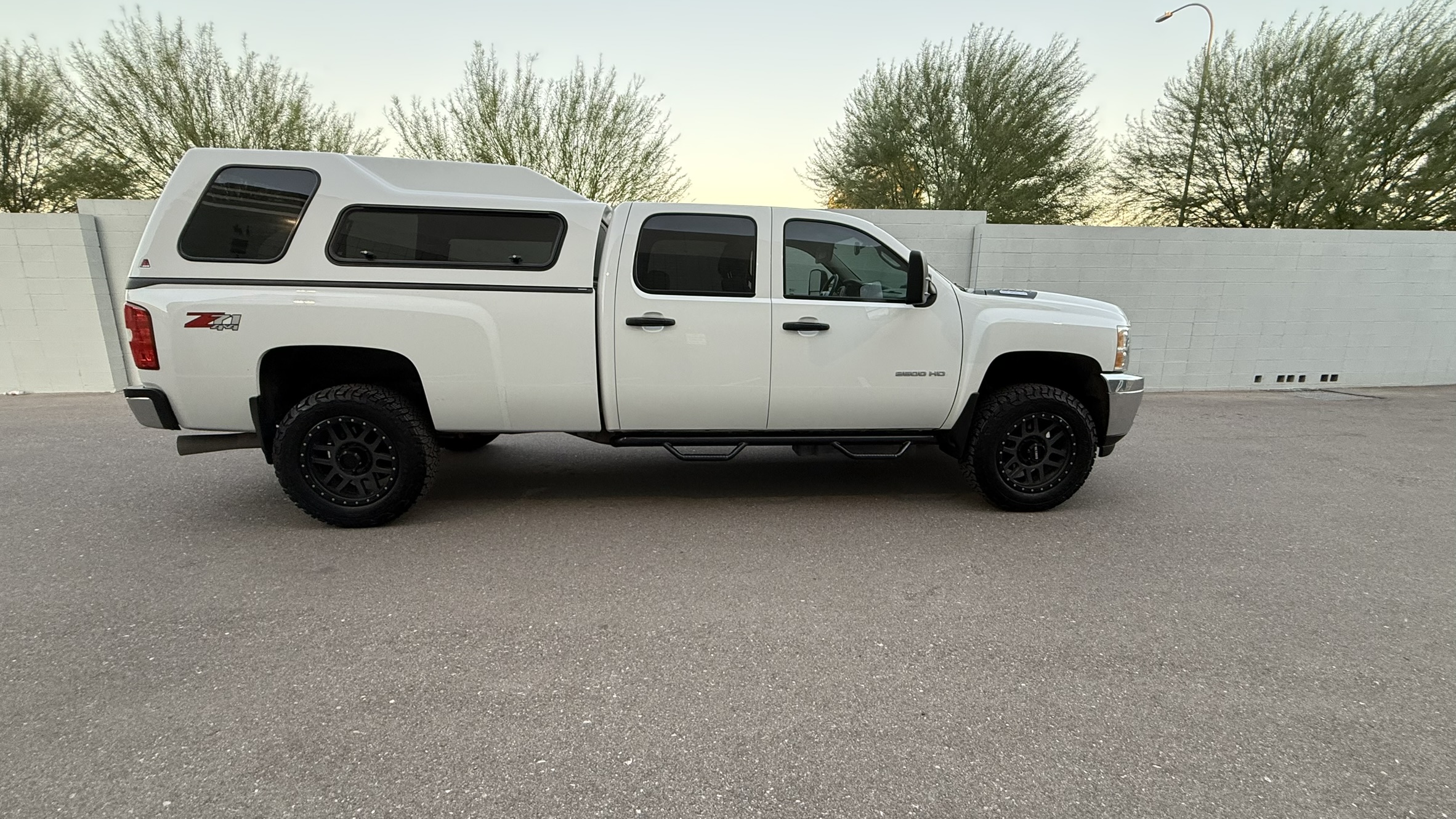 2014 Chevy 2500HD Duramax Diesel 4x4 image