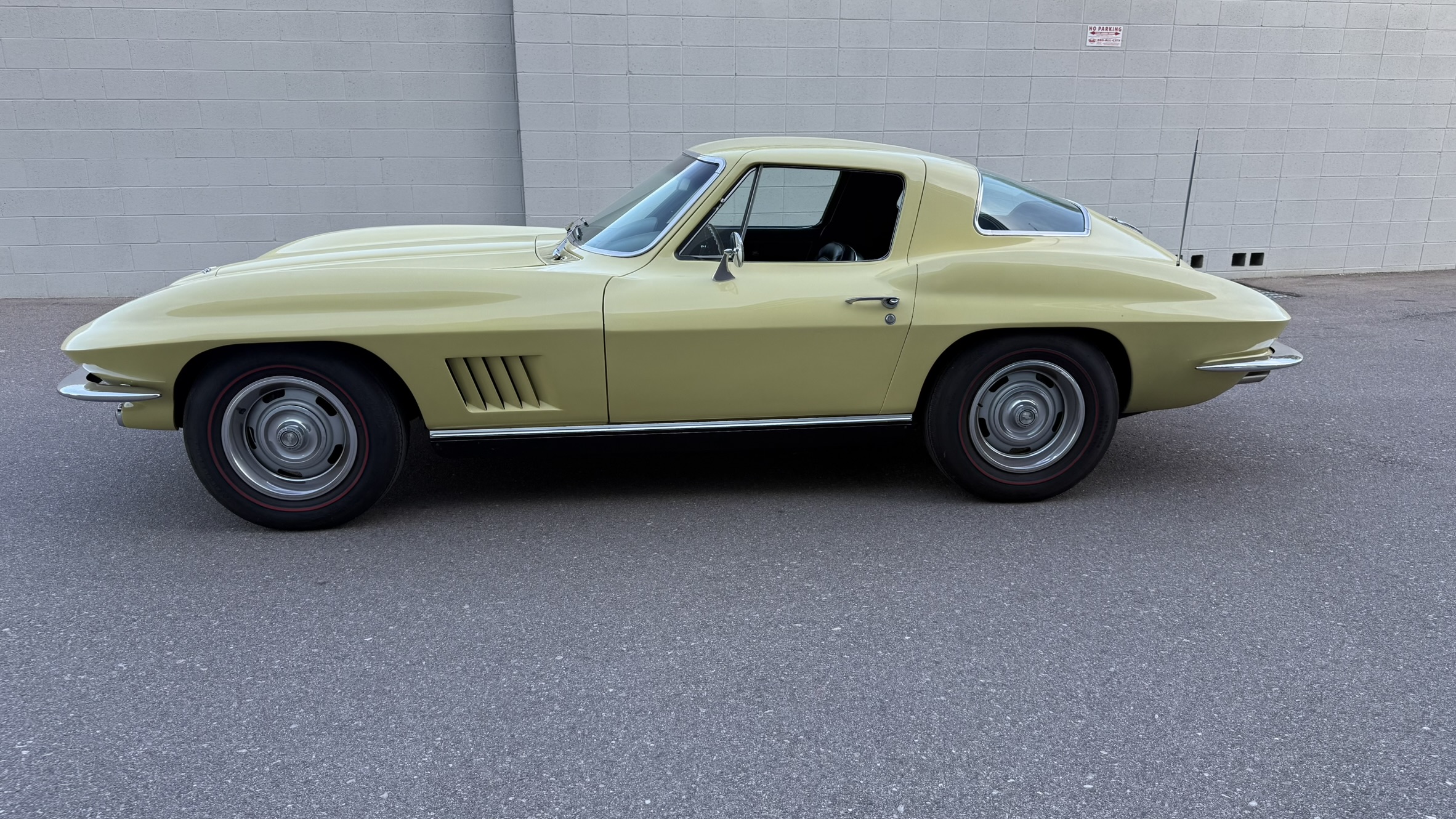 For Sale: 1967 C-2 Corvette Coupe image