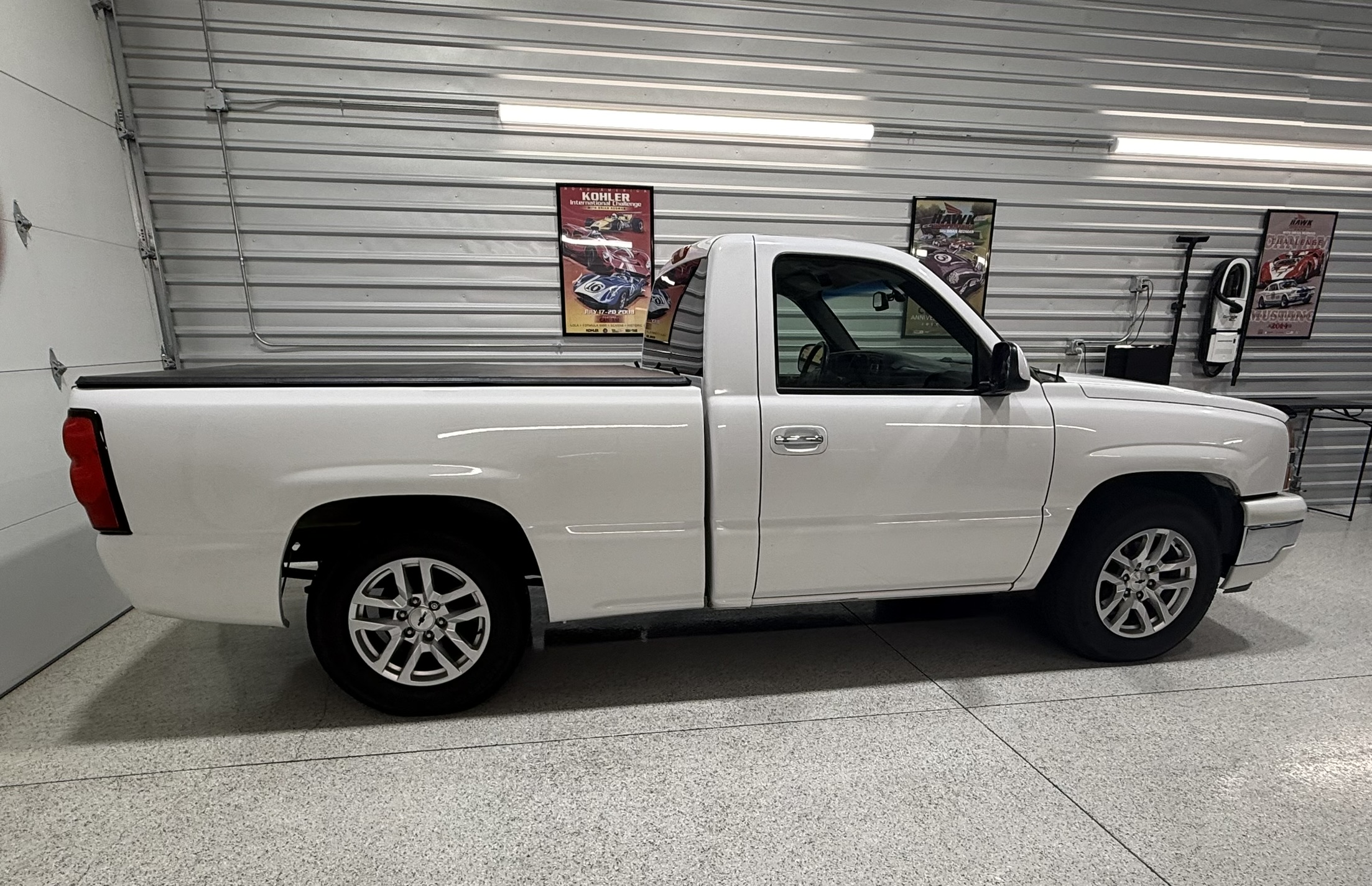 2005 Chevy 1500 Short Cab image